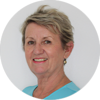 JULIE SHIELS  Batemans Bay Orthodontics Practice Manager