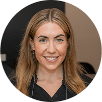 Dr Katie Hewitson Bio Photo Web (1)