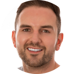 Dentist In Noosa Gareth Thomas